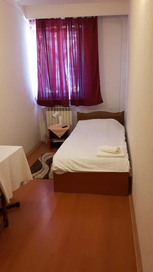 Restoran Prenociste Croatia Turist Hotel Ðakovo Buitenkant foto